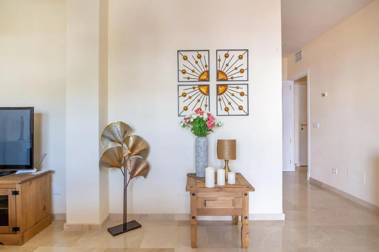 Апартаменты 2261-Superb Apt On The Beach, On Duquesa Harbour Манилва Испания